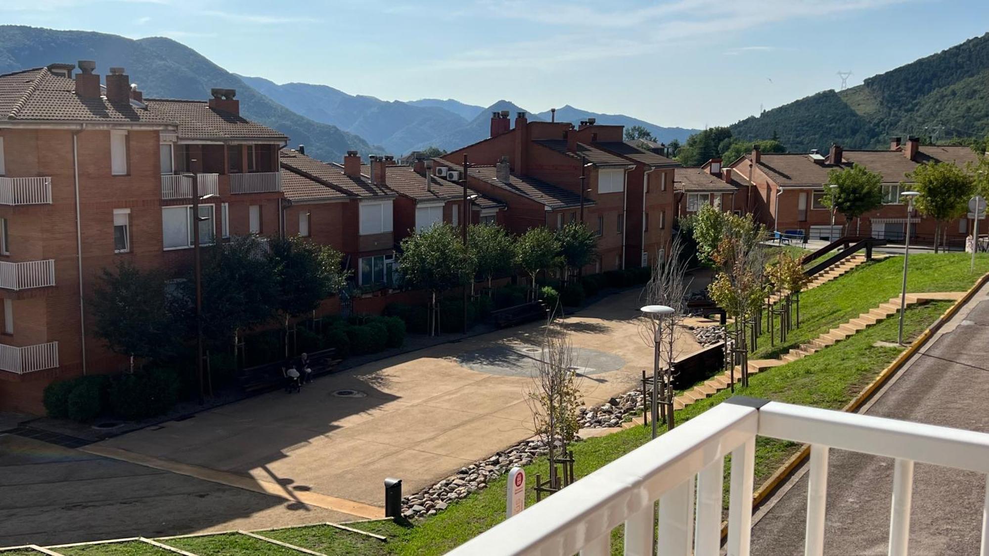 Apartament Reformat Al Bergueda 6P Sant Jordi de Cercs المظهر الخارجي الصورة